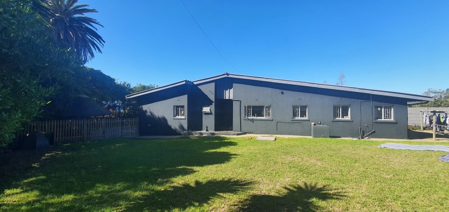 3 Bedroom Property for Sale in Mossel Bay Central Western Cape